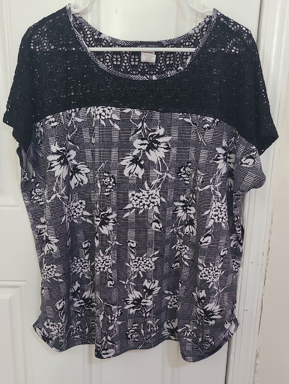 Black and White Floral Lace-Yoke Blouse